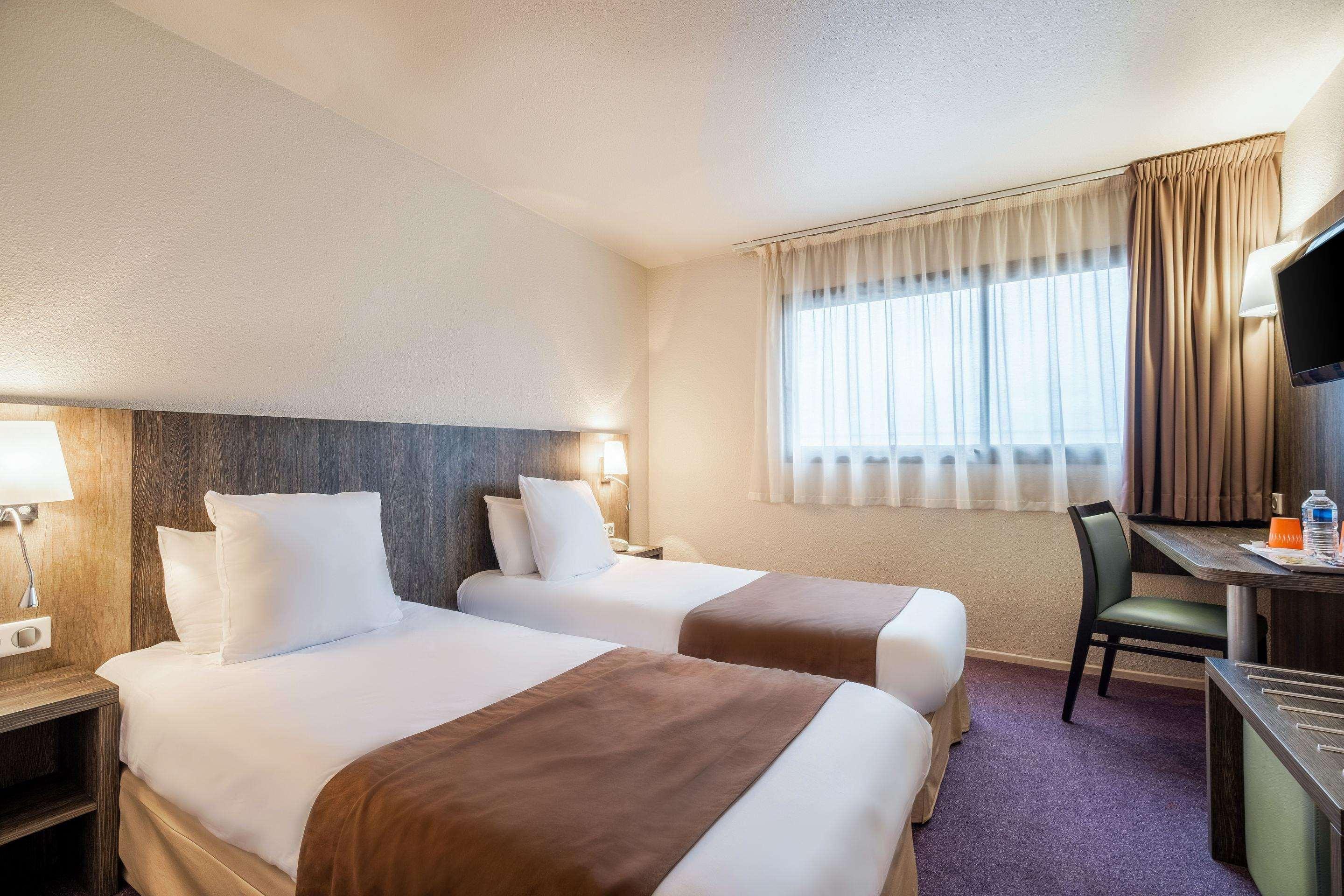 Comfort Hotel Toulouse Sud Ramonville-Saint-Agne Room photo
